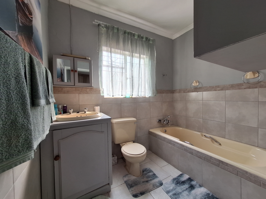 4 Bedroom Property for Sale in Vrede Free State